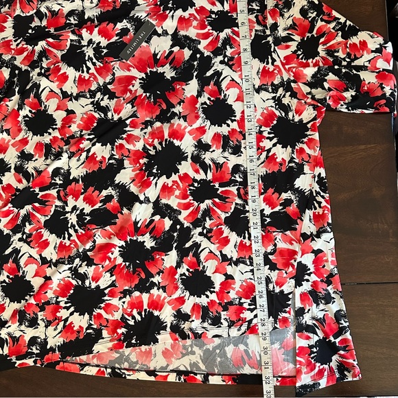 The Limited Women’s Painterly Flower 3/4 Sleeve Tunic Top. Size 3X. NWT. - Picture 7 of 8